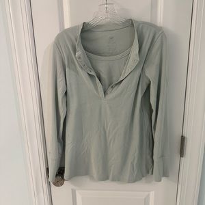 Kindred Bravely long sleeve nursing tee - medium